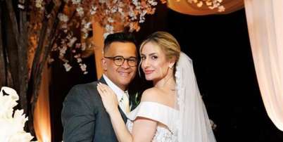Bruno e sua esposa posam juntos durante casamento Foto: Reprodu&ccedil;&atilde;o Instagram | @brunoavelar