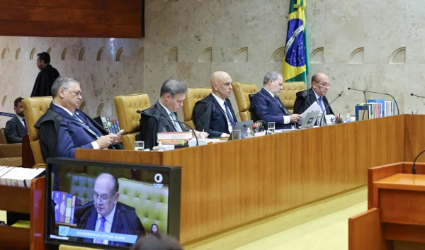 O plano é livrar Vorcaro da cadeia após livrar Moraes de ser investigado