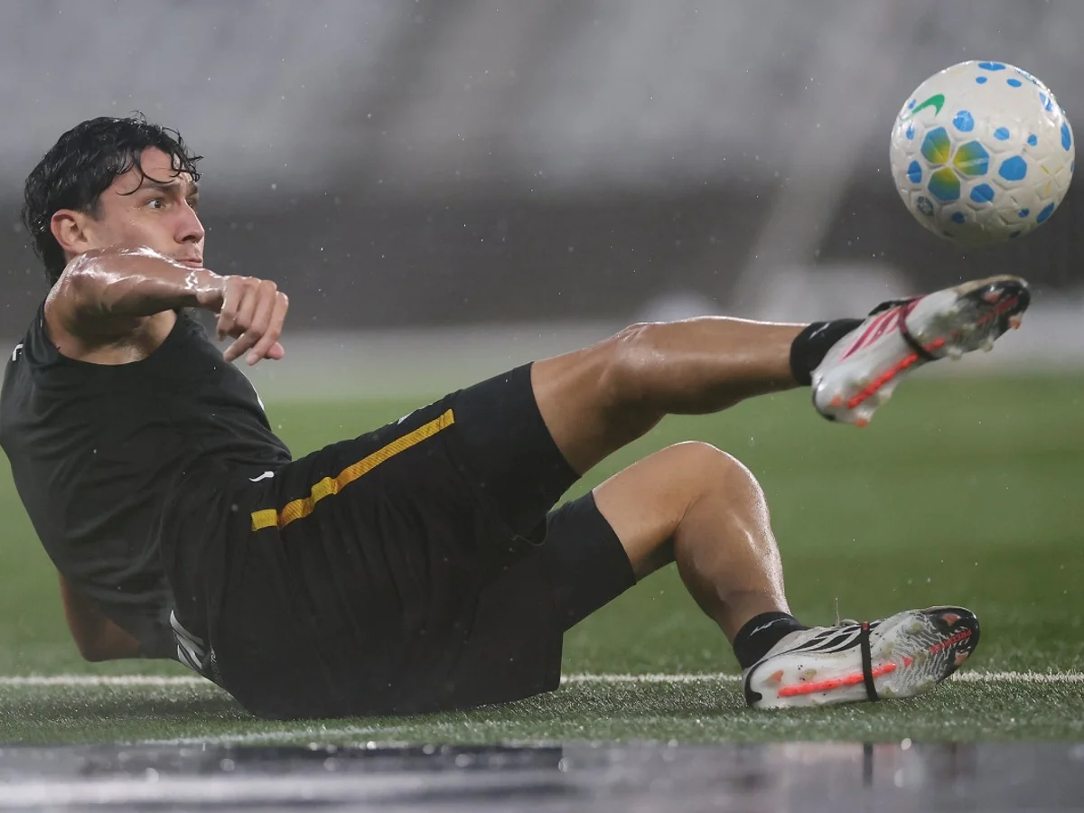 Ferraresi é convocada pela Venezuela e pode desfalcar o Botafogo