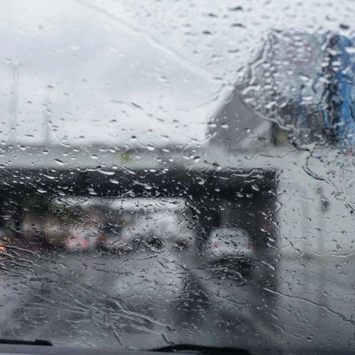 Primavera começa com calor e baixa umidade no DF; veja a previsão do tempo