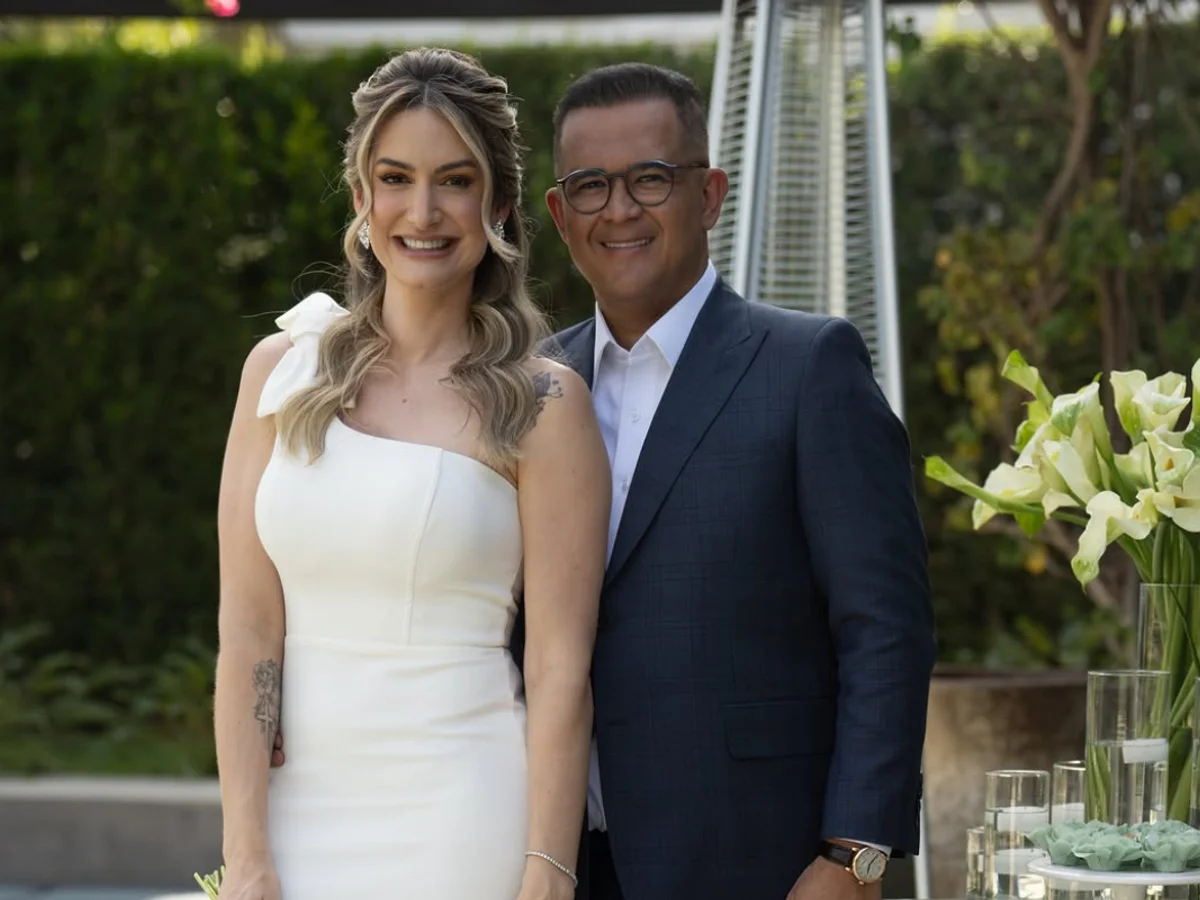 Esposa de Bruno Avelar desabafa sobre buscas: "Aguenta firme, meu amor"
