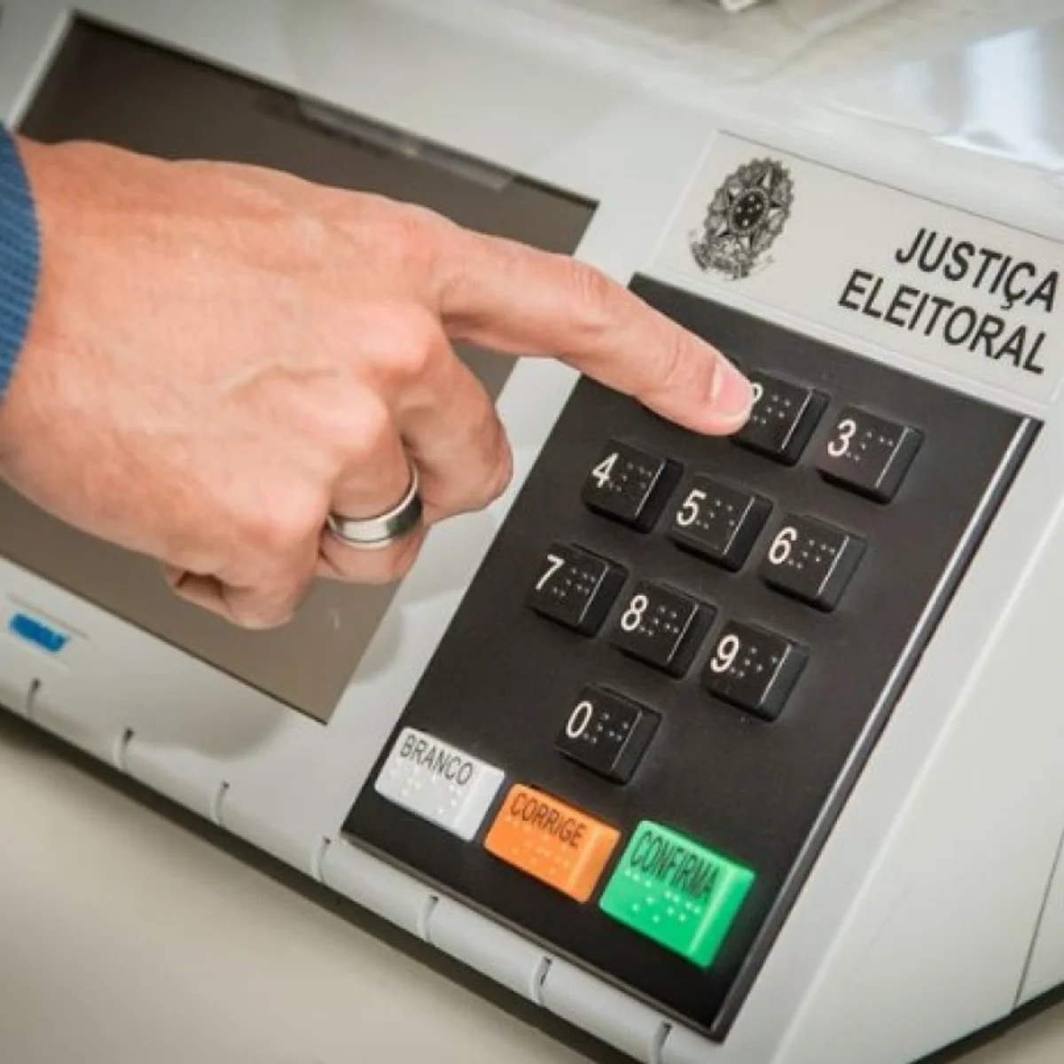 Assédio eleitoral no trabalho teve mais de 4 mil denúncias em duas eleições