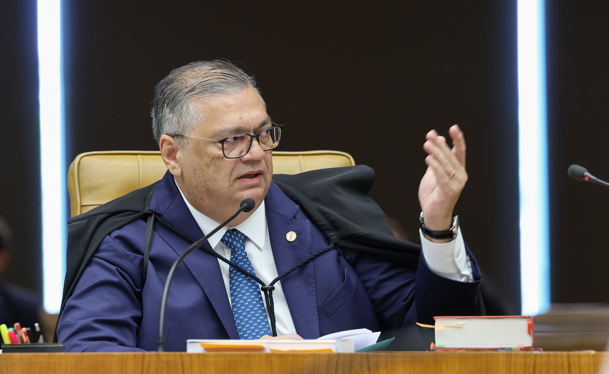 Após Master, Dino dá 90 dias para Fazenda reavaliar regras de atuação da CVM