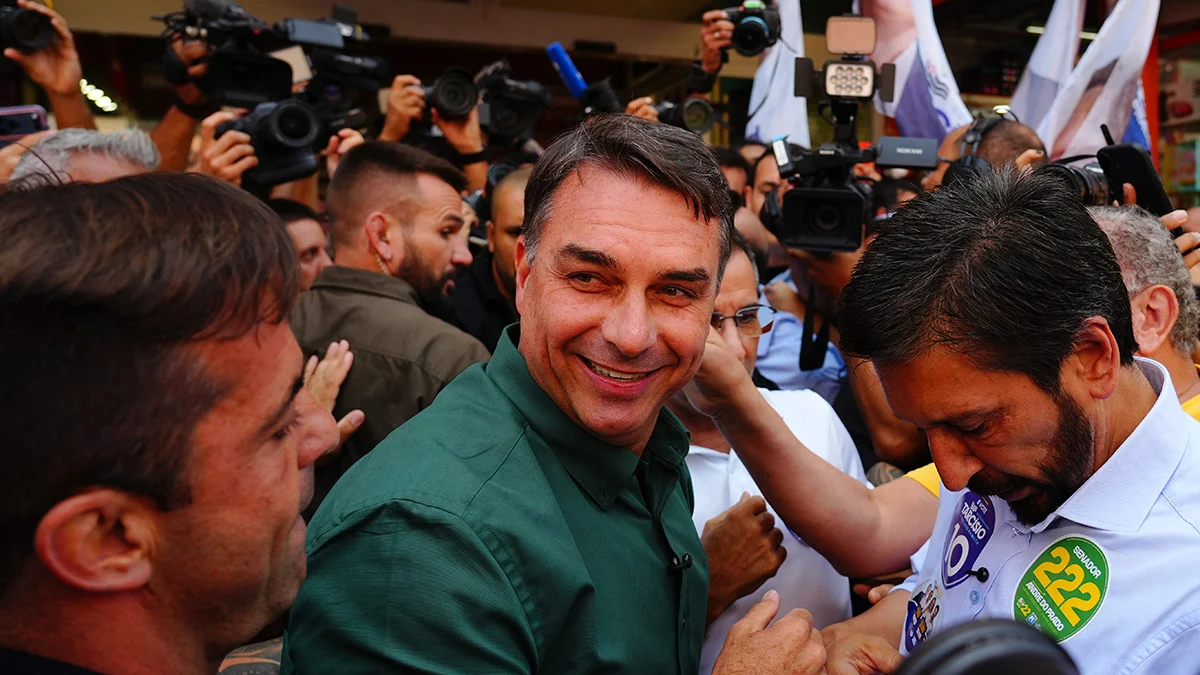 Flávio busca estratégias para minimizar desgaste com episódio Nossa Senhora