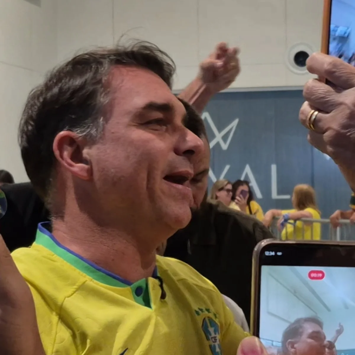 Flávio e a milícia (por Mary Zaidan)