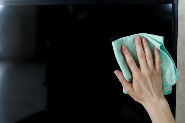 6 erros com a TV que podem queimar o eletrônico
