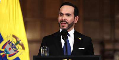 O presidente da Colômbia, Abelardo de la Espriella, fala durante uma coletiva de imprensa no Palácio de San Carlos, em Bogotá, Colômbia, em 25 de agosto de 2026. Foto: © Luisa Gonzale / Reuters / RFI