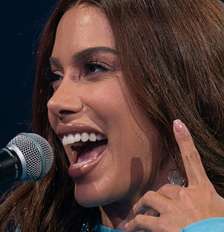 Ela é a estrela: Anitta faz bem à Globo ao dar mais visibilidade para a emissora entre os jovens Foto: Reprodução
