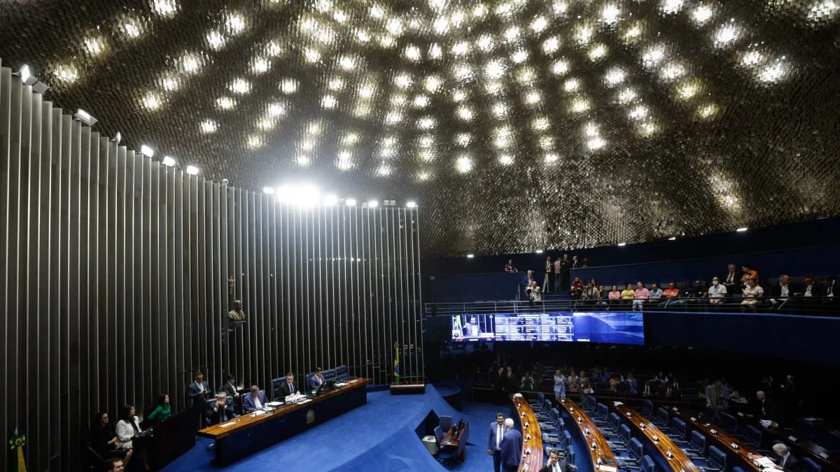 Com crise em alta, Congresso resgata propostas para limitar STF