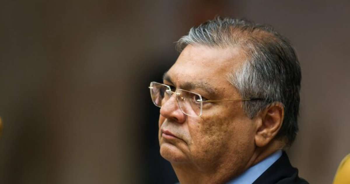 Dino derruba decisão de Mendonça que removeu posts sobre falso apoio de Flávio a tirar 'padroeira'