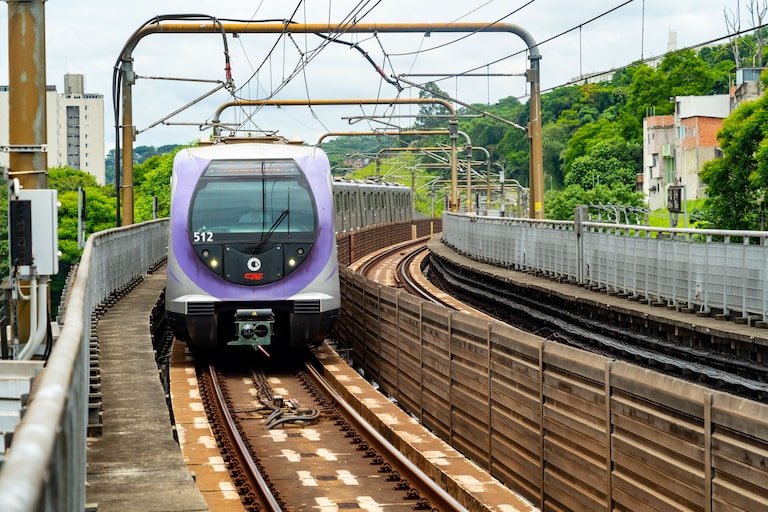 Linha 5-Lilás registra falhas em dois pontos e opera com lentidão; veja trecho afetado
