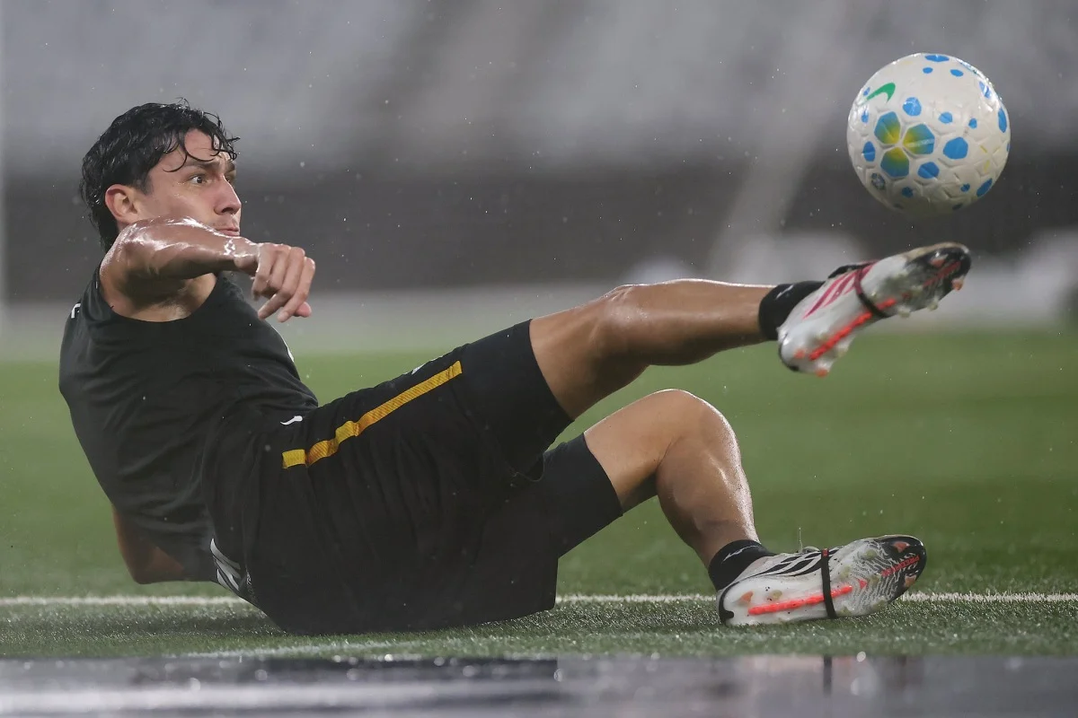 Ferraresi é convocada pela Venezuela e pode desfalcar o Botafogo