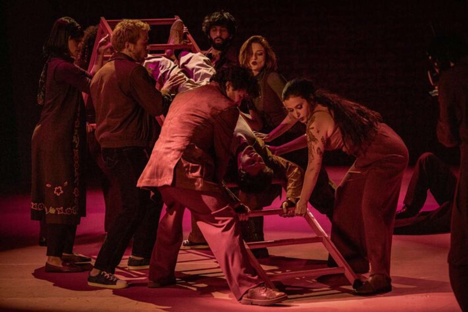 Musical 'Feliz Ano Velho' segue em cartaz em S&atilde;o Paulo at&eacute; 22 de novembro.