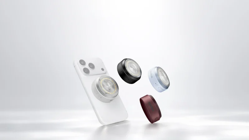 Godox A2 Xenon Flash, a palm-sized xenon flash built for smartphone photography