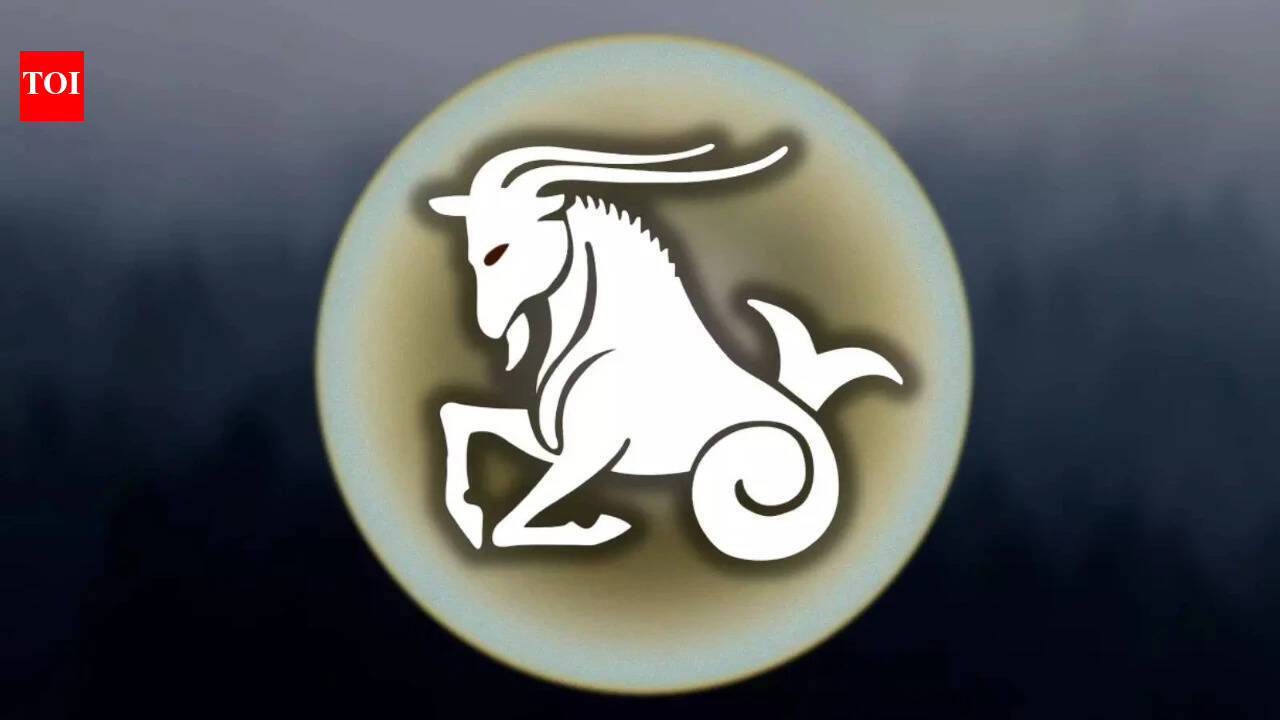 Astrologia de Capricórnio para Shani hoje, 4 de outubro de 2026: Saturno diz para falar menos e significar mais; Lua em Punarvasu direciona o foco para dívidas diárias