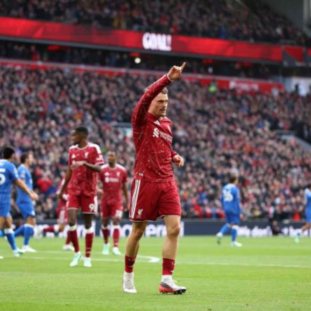 Liverpool faz o dever de casa e vence a sensação do Inglês