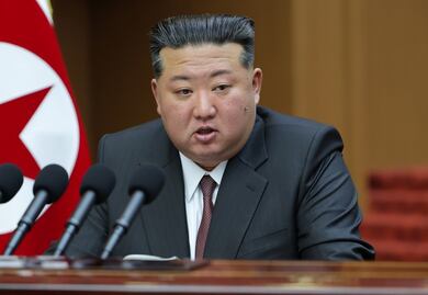 Coreia do Norte acusa Coreia do Sul de falsificar teste de arma hipersônica, e Seul rebate