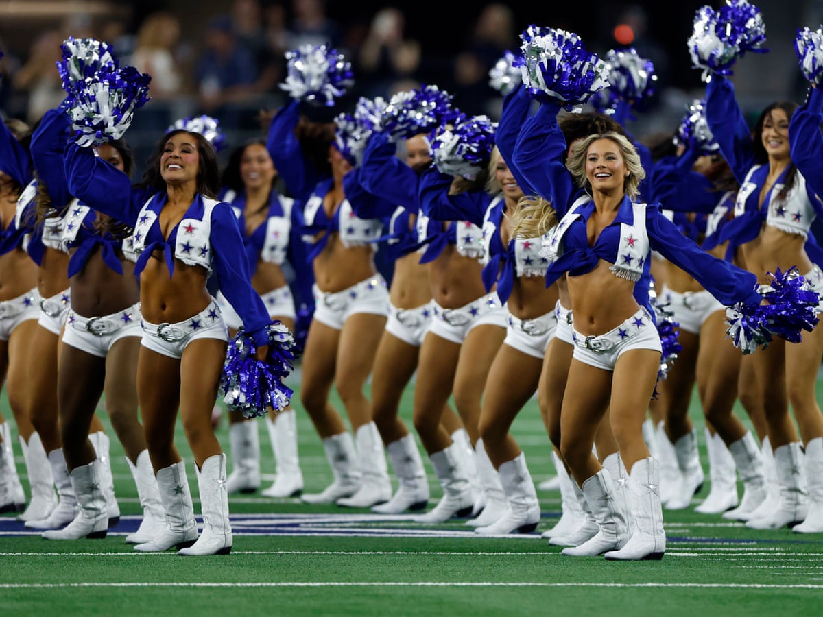 As animadoras dos Dallas Cowboys se sindicalizaram após anos de luta por remuneração justa.
