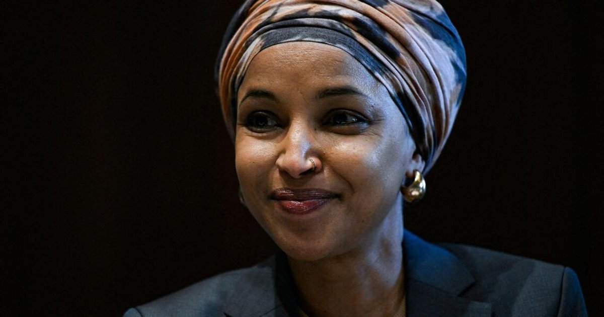 EUA investigam documentos de imigração de Ilhan Omar há décadas com vistas à deportação, dizem fontes