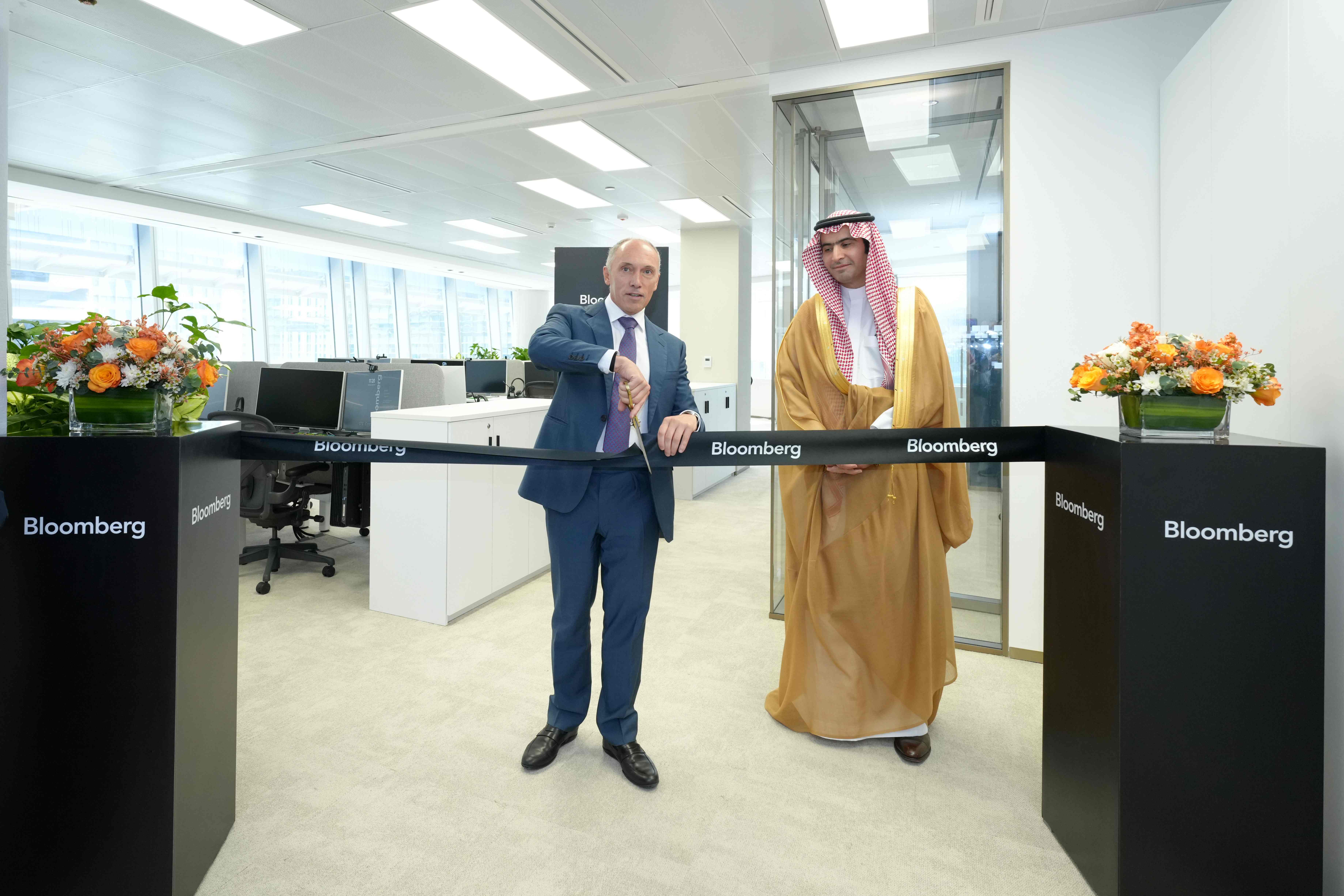 A Bloomberg amplia sua presença na Arábia Saudita com novo escritório em Riade