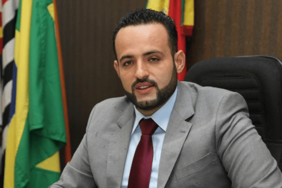 Ney Santos, ex-prefeito de Embu das Artes e deputado eleito.