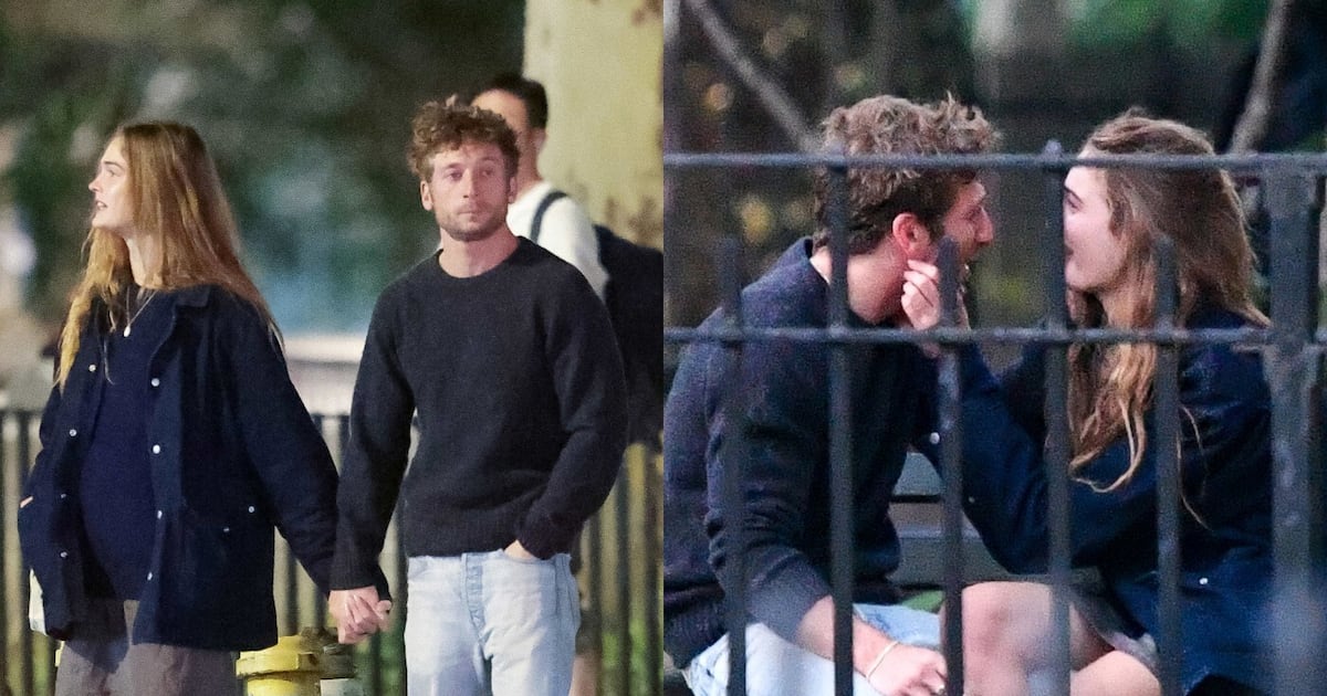 Jeremy Allen White é flagrado em clima de romance com a modelo Lulu Tenney em Nova York