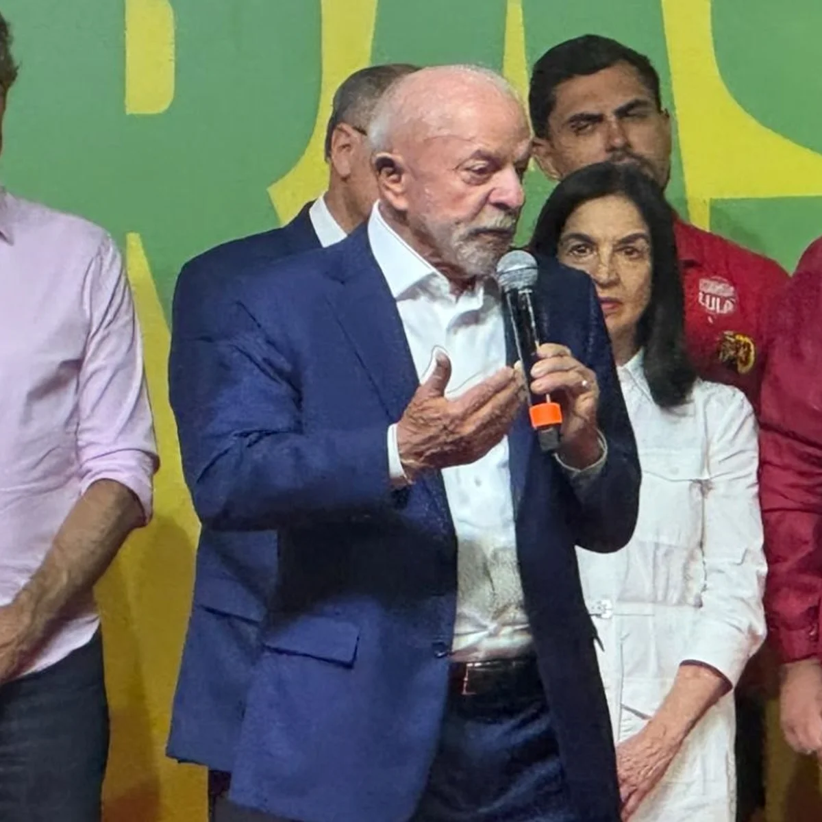 Lula após resultado do primeiro turno: "O jogo vai começar"