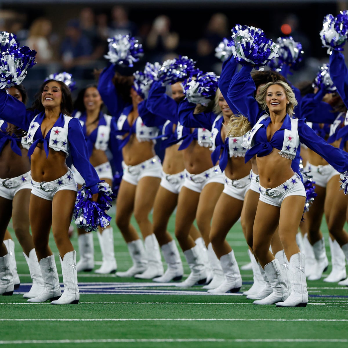 As animadoras dos Dallas Cowboys se sindicalizaram após anos de luta por remuneração justa.