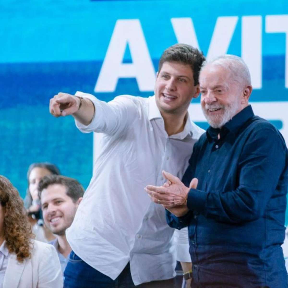 João Campos perde disputa em PE e fracassa na tentativa de se colocar na sucessão de Lula