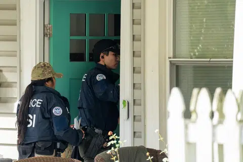EUA investigam documentos de imigração de Ilhan Omar há décadas com vistas à deportação, dizem fontes