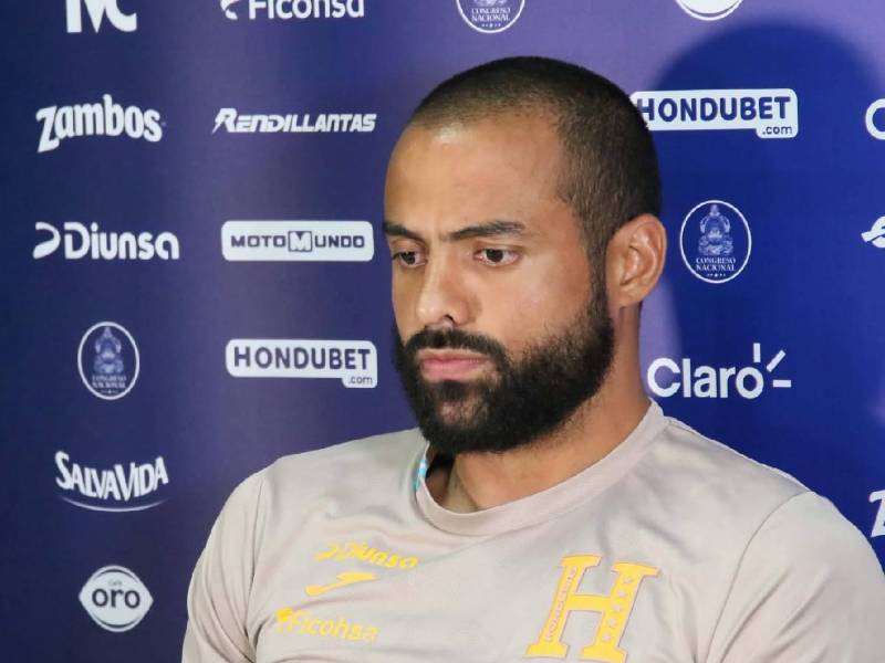 Edrick Menjívar, uno de los referentes y líderes de la Selección Nacional de Honduras, dio la cara después del duro golpe sufrido ante Martinica.