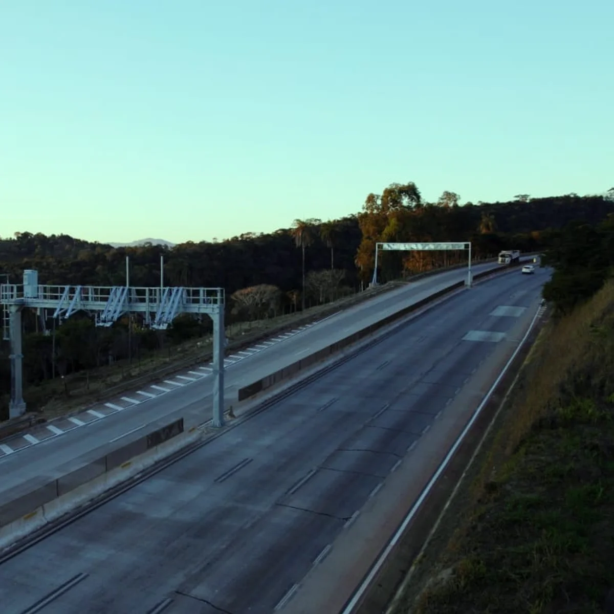 Pedágios ficam mais caros em rodovias do Sul de MG a partir de sexta (9/10)