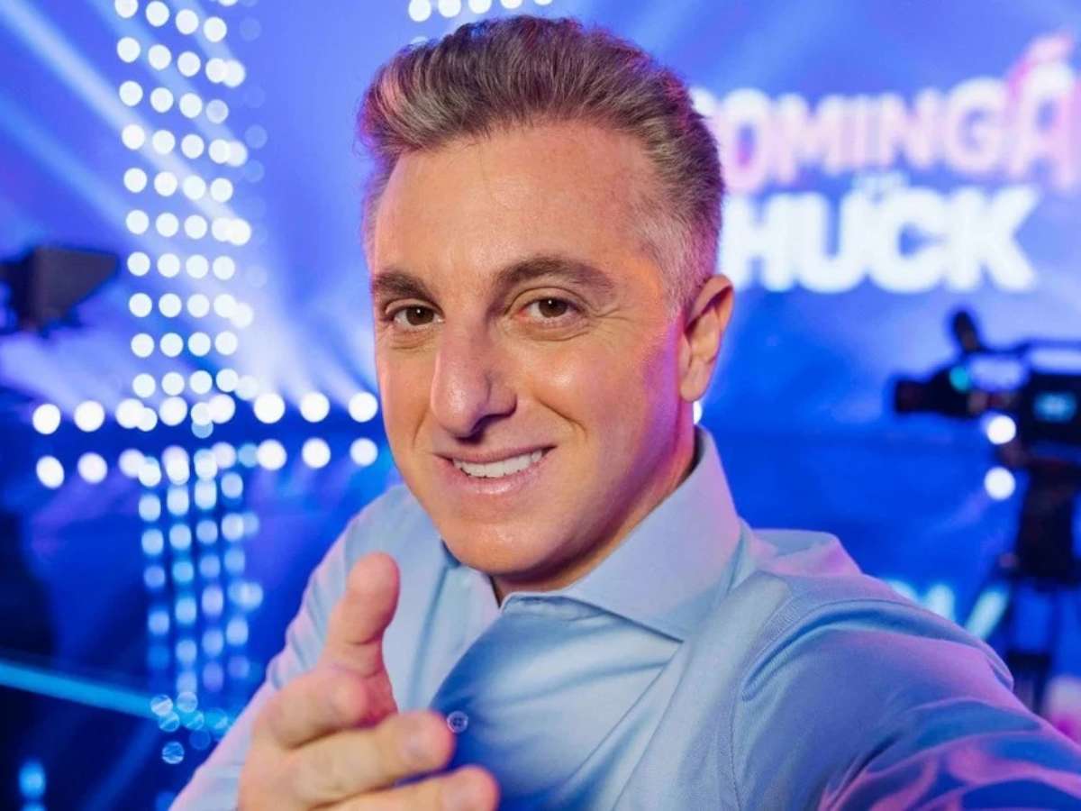 Reações na Globo às mensagens entre Huck e Vorcaro vão decepcionar quem torce contra o apresentador
