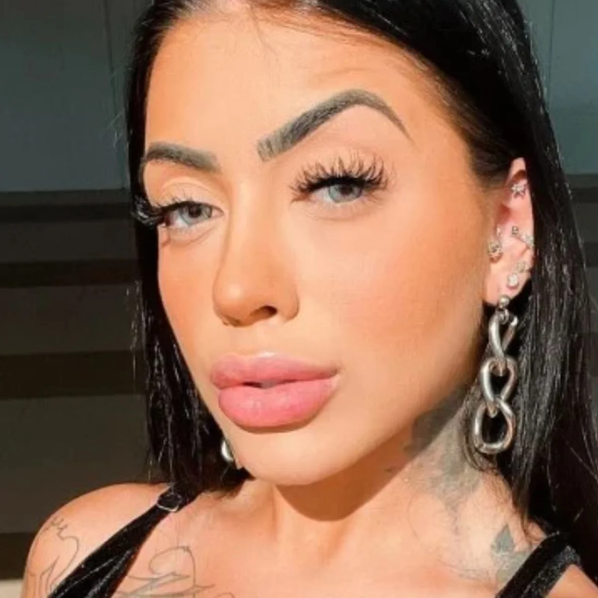 MC Mirella tem show cancelado após apoiar Flávio Bolsonaro nas eleições
