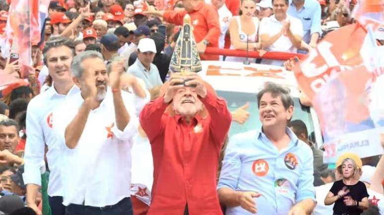 De crise no STF à 'disputa religiosa': 1º turno é marcado por polêmicas e oscilações nas pesquisas