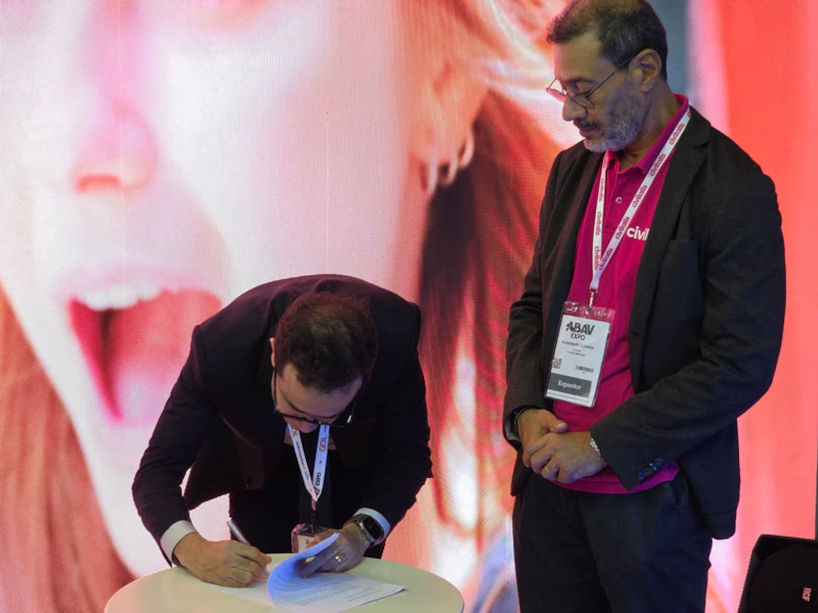 Gustavo Lopes de Souza, Secretário de Turismo de São Paulo, e Alexandre Oliveira, Country Manager da Civitatis Civitatis
