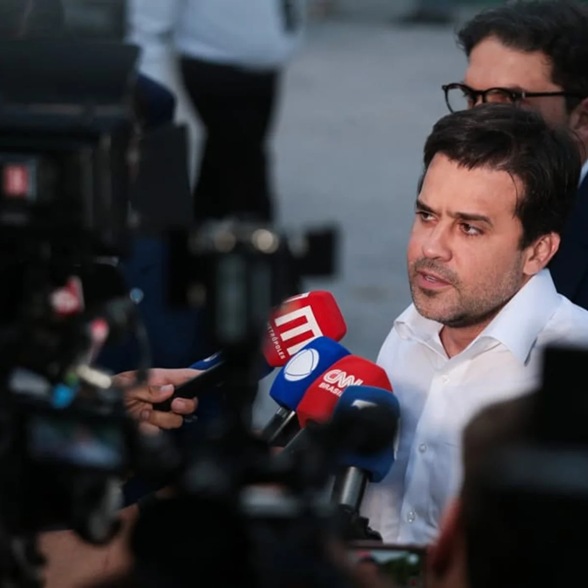 Marçal, Malafaia e aliados criticam Zanin por prorrogar votação do 2º turno