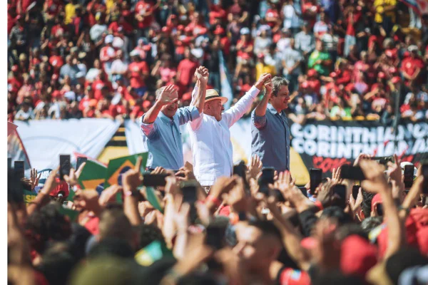 Haddad chega ao 1º turno com desafio de manter palanque para Lula em SP - destaque galeria