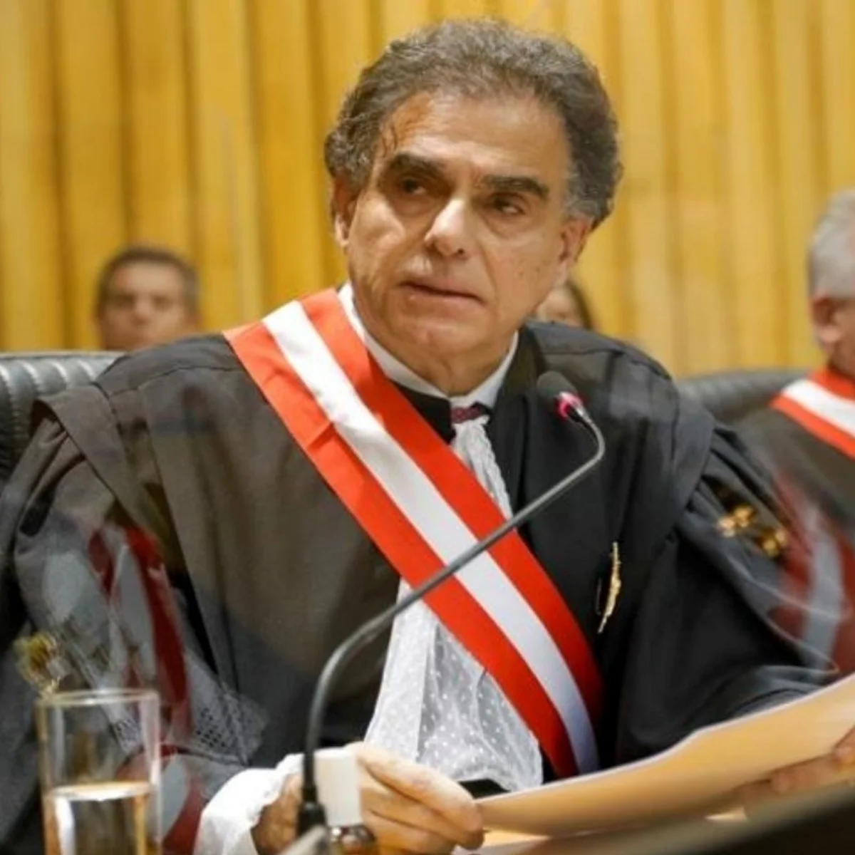 Presidente do TST diz que fim da escala 6x1 é "avanço social importante"