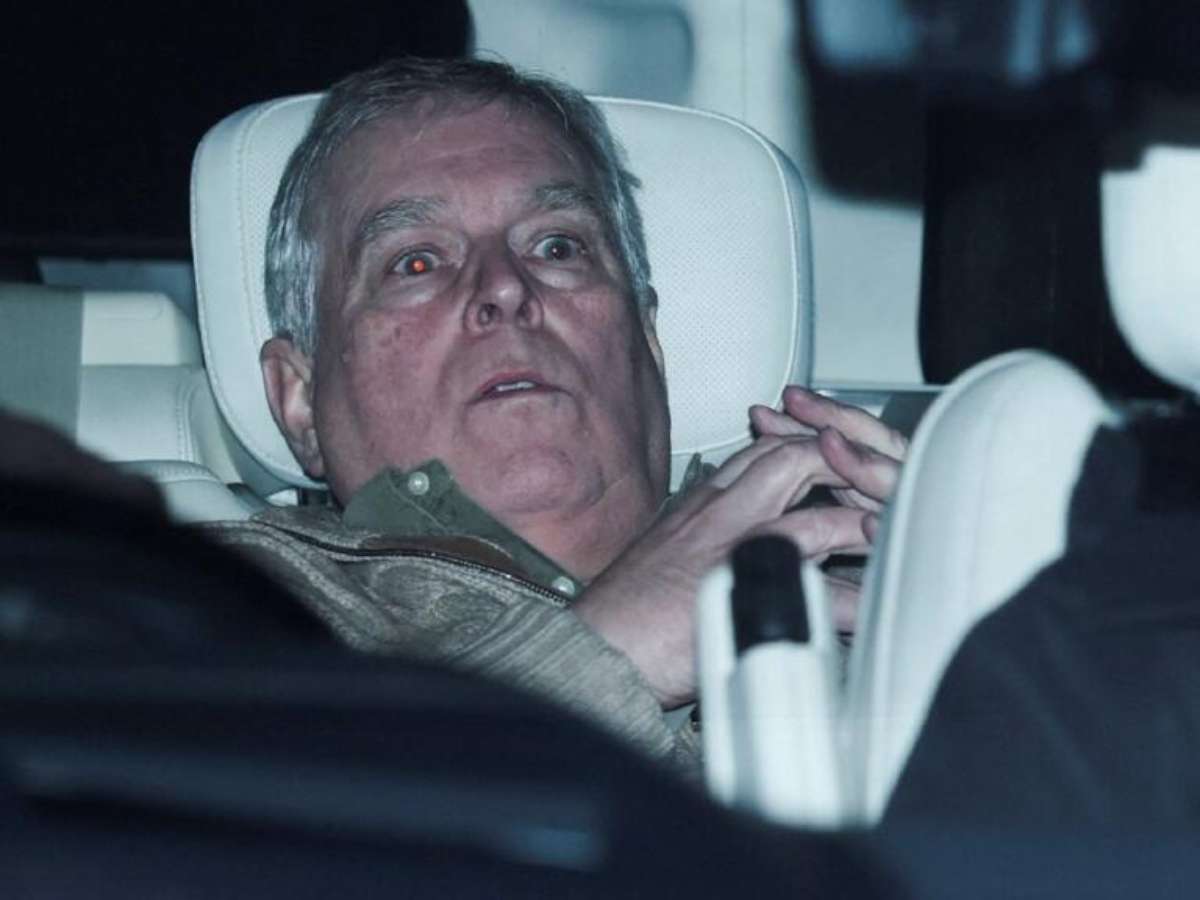 Ex-príncipe Andrew contesta judicialmente buscas em sua casa relacionadas ao caso Epstein