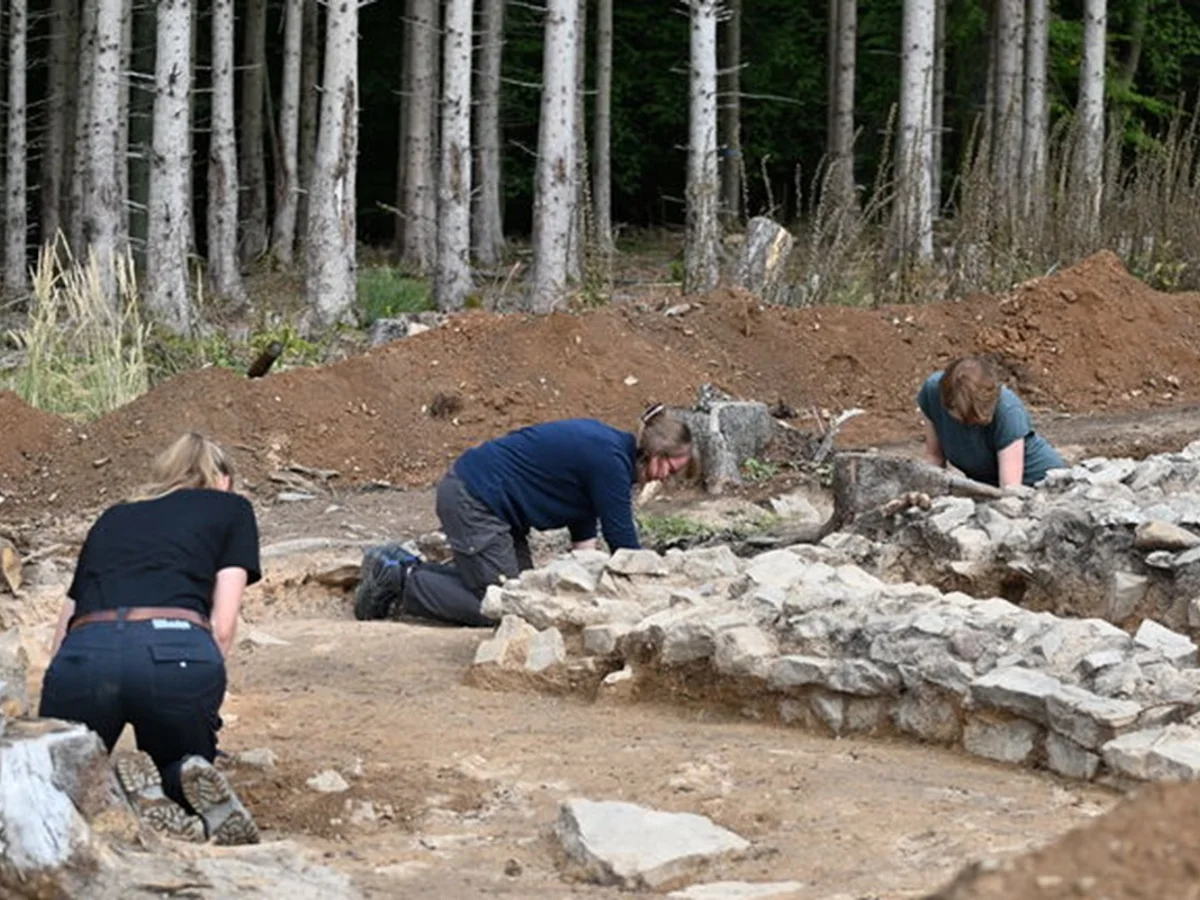 Templo dedicado a Marte de 1,8 mil anos é encontrado em forte romano