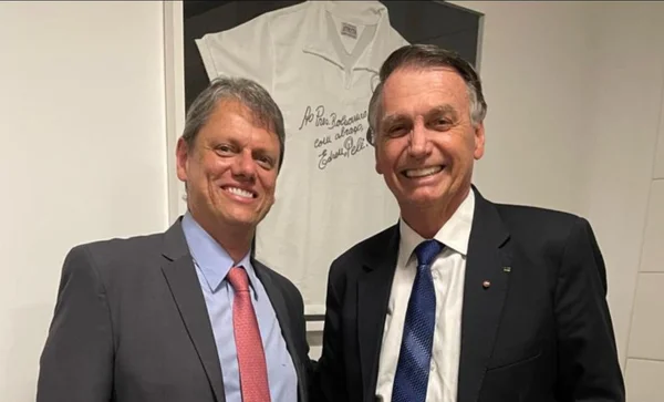 "Tempo da justiça vai chegar", diz Tarcísio sobre Bolsonaro após reeleição
