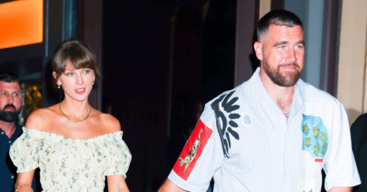 Dakota Johnson: Taylor Swift e Travis Kelce não vão divulgar fotos do casamento