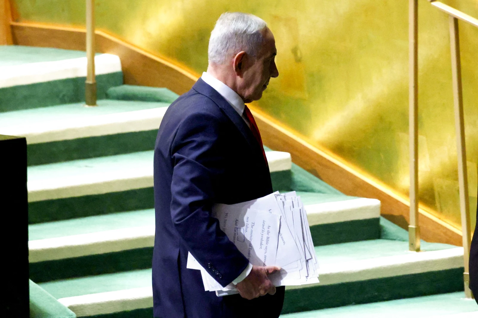 Candidato árabe-israelense desiste da corrida eleitoral