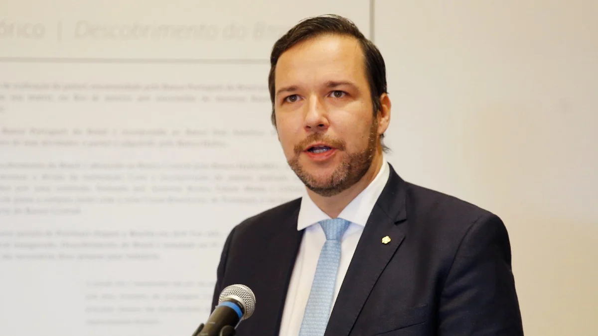 Ex-BC, Renato Gomes é o novo presidente da Associação Brasileira de Bancos