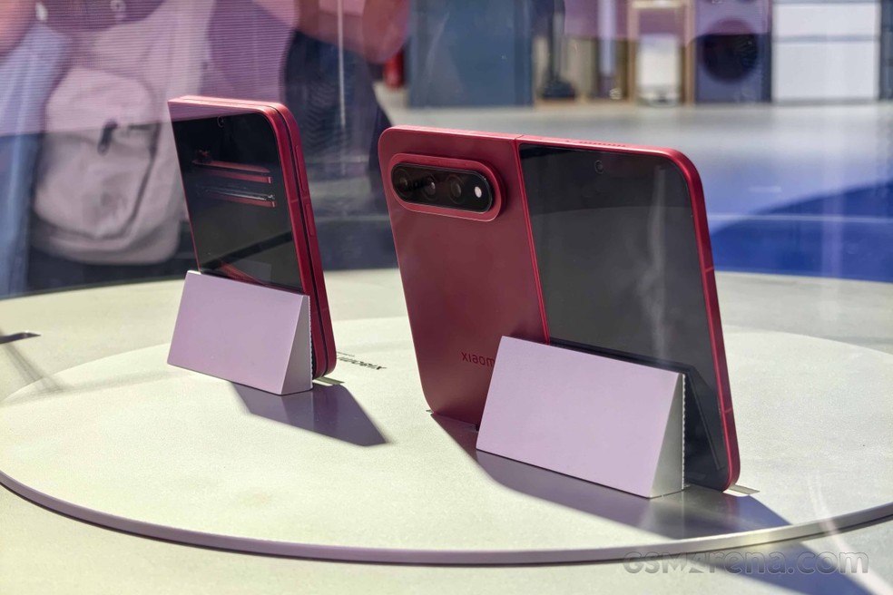 iPhone Duo: pré-venda do dobrável começa amanhã (16); veja preços