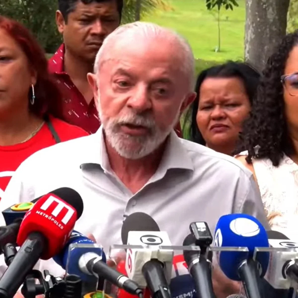 População tem razão em reclamar do preço dos alimentos, diz Lula