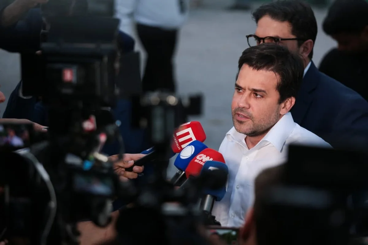 Marçal, Malafaia e aliados criticam Zanin por prorrogar votação do 2º turno